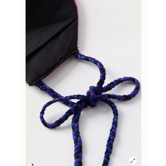 Anthropologie Roopa Pemmaraju Velvet Face Mask - Picture 2 of 3